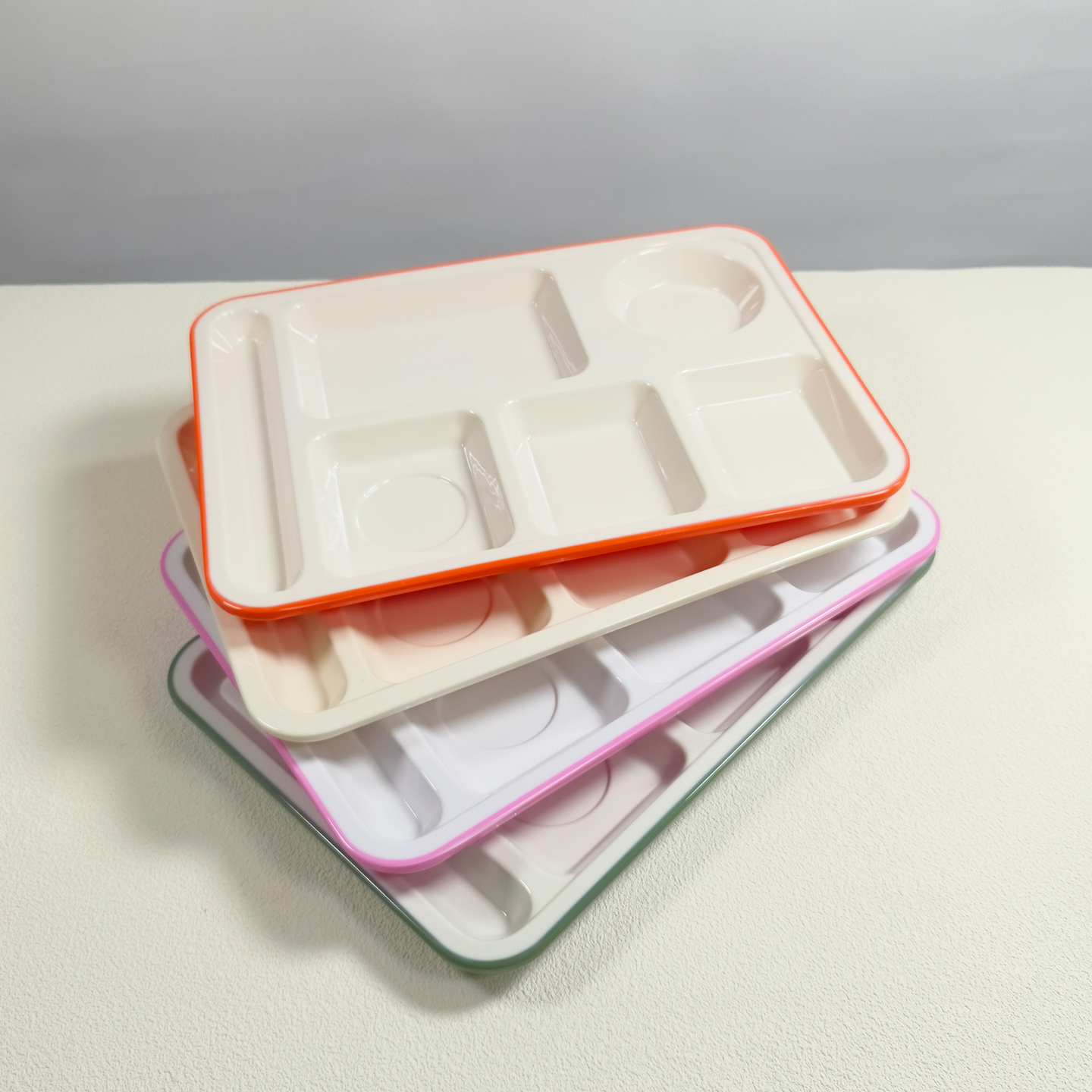 密胺快餐盘仿瓷塑料四格六格盘