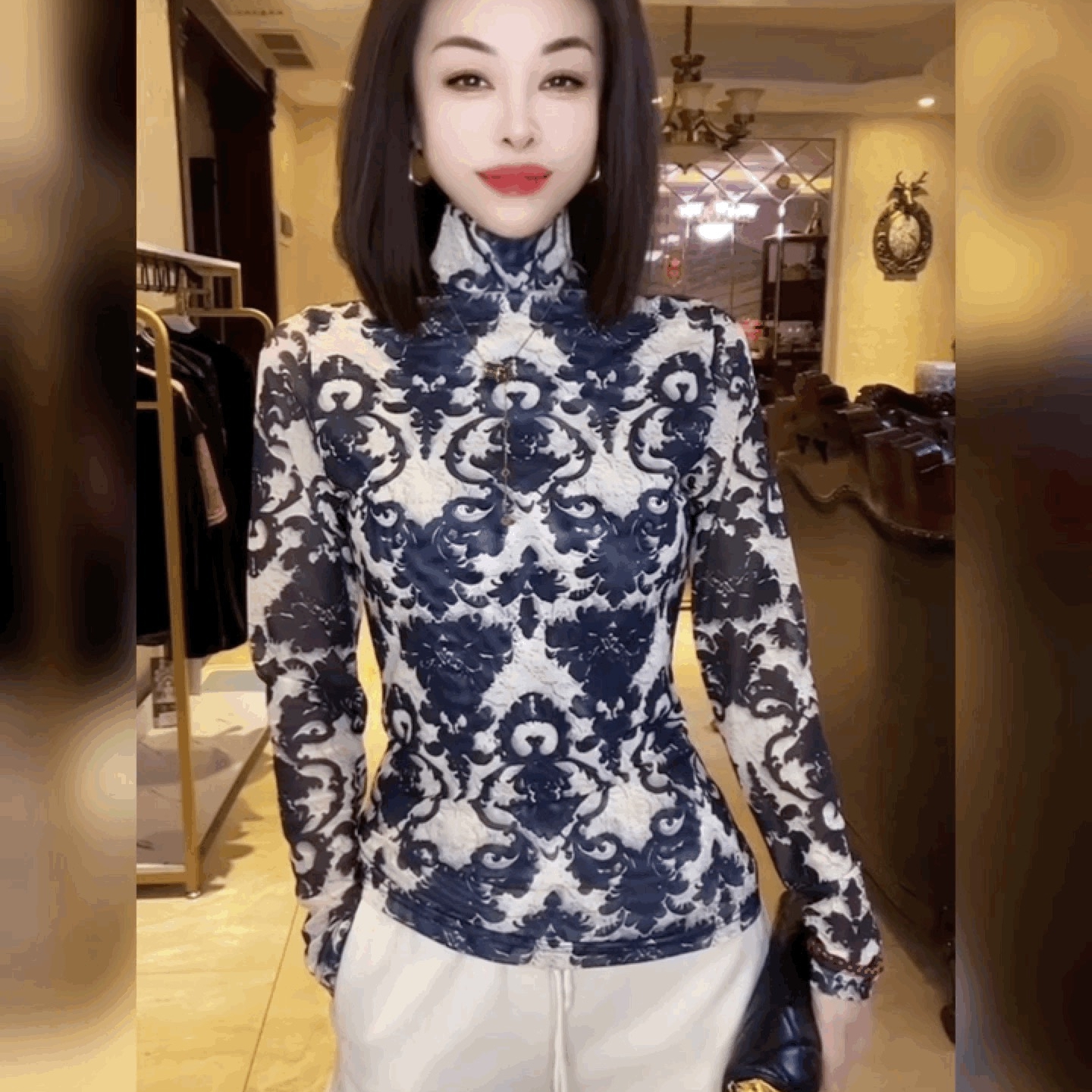 碎花蕾丝网纱长袖打底衫女