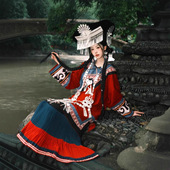 传统复古风写真摄影 少数民族旅拍套装 彝族服凉山新款 民族服装