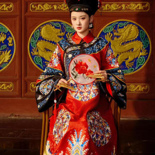 清代国风贵妃格格服宫廷清汉女装旗袍氅衣旗装皇后服复古新娘婚服