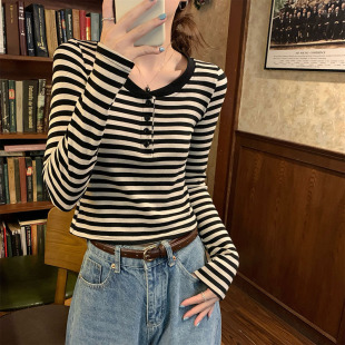 短款 t恤女韩系早秋穿搭别致修身 内搭小上衣 打底衫 半开领条纹长袖