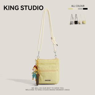 夏天超火尼龙小包包女2025新款小众轻便百搭单肩斜挎包迷你手机包