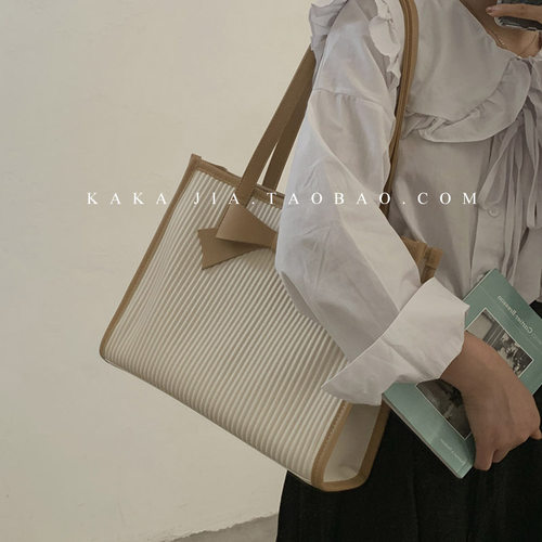 大容量包包女2021新款质感通勤