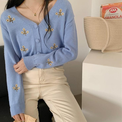 秋季宽松白色内搭针织毛