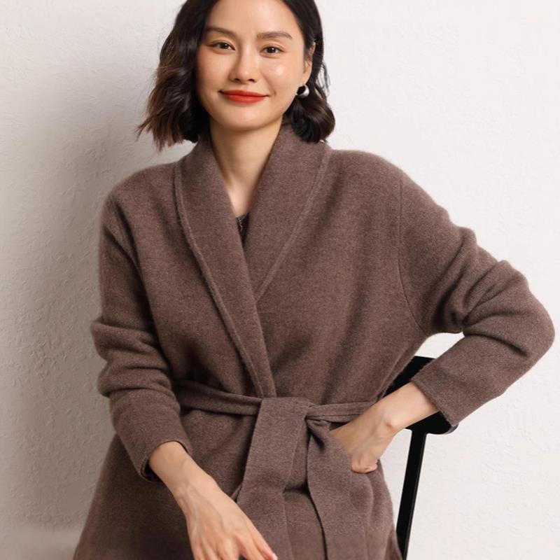 日式良品山羊绒秋冬新款外套长款羊毛大衣开衫女士宽松慵懒风针织