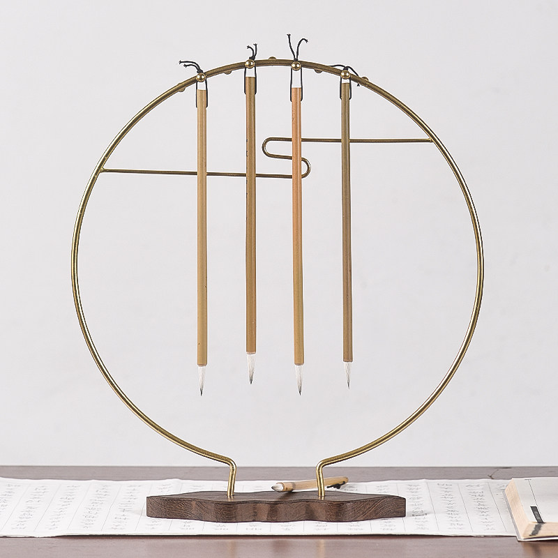 云端圆形金祥云笔挂仿铜毛笔挂鸡翅木毛笔架创意简约笔搁收纳架子文房