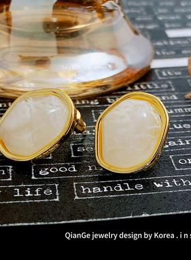 柏莎丽雅 简约不规则树脂CEL耳钉女 s925银针小众百搭设计感耳环