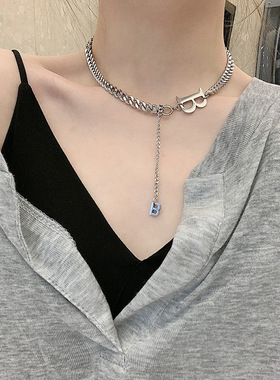 欧美ins个性百搭字母B不锈钢项链网红冷淡风简约气质短款锁骨链女