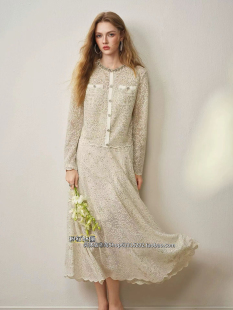 欧洲站3月23日㊣2026春鎏光密语小香上衣半裙镂空烫钻针织套装 裙