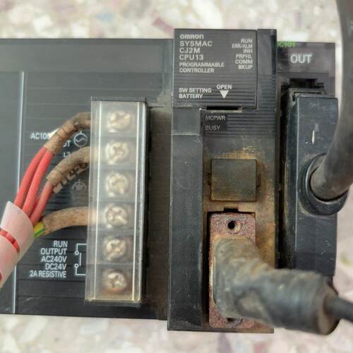 议价CJ1M-PA205R CJ2M-CPU13 IC101 ID211 OC211 PLC控制模块维修