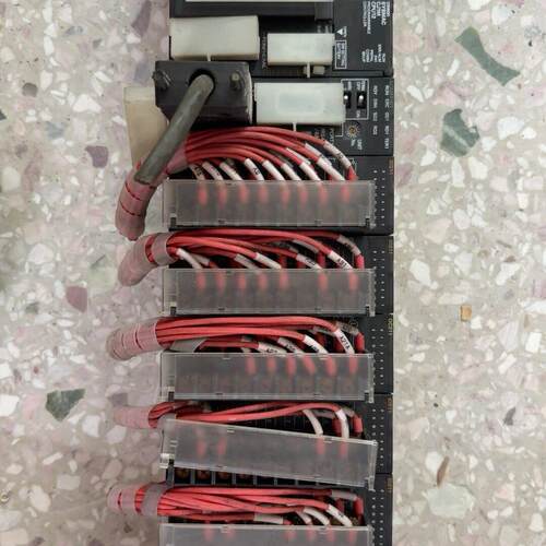 议价CJ1W-PA205R CJ1M-CPU12 SCU41-V1 ID211 OC211 TC101维修
