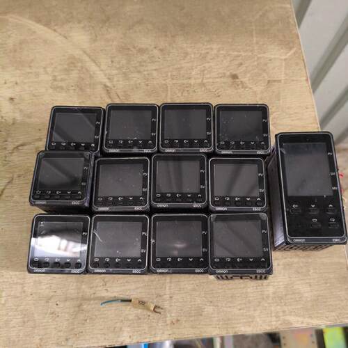 议价E5CC-RX2ASM-800 温控器 工业工控温度控制器维修