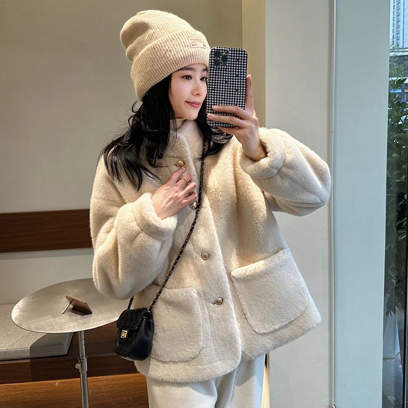 立领小香风仿水貂毛绒冬季环保皮草女2025新款高级感上衣兔毛外套