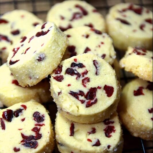 香草牛油蔓越莓钻石曲奇 黄油饼干 古氏蛋糕（实付满百包邮）