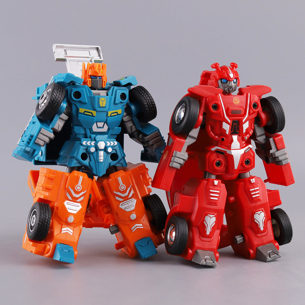 变身战神卡车玩车战警宝宝礼物变形老爷车机器人惯性小汽车儿童