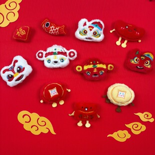 新年醒狮胸针国风毛绒公仔配件财神福袋卡通玩偶服饰装饰胸针批发