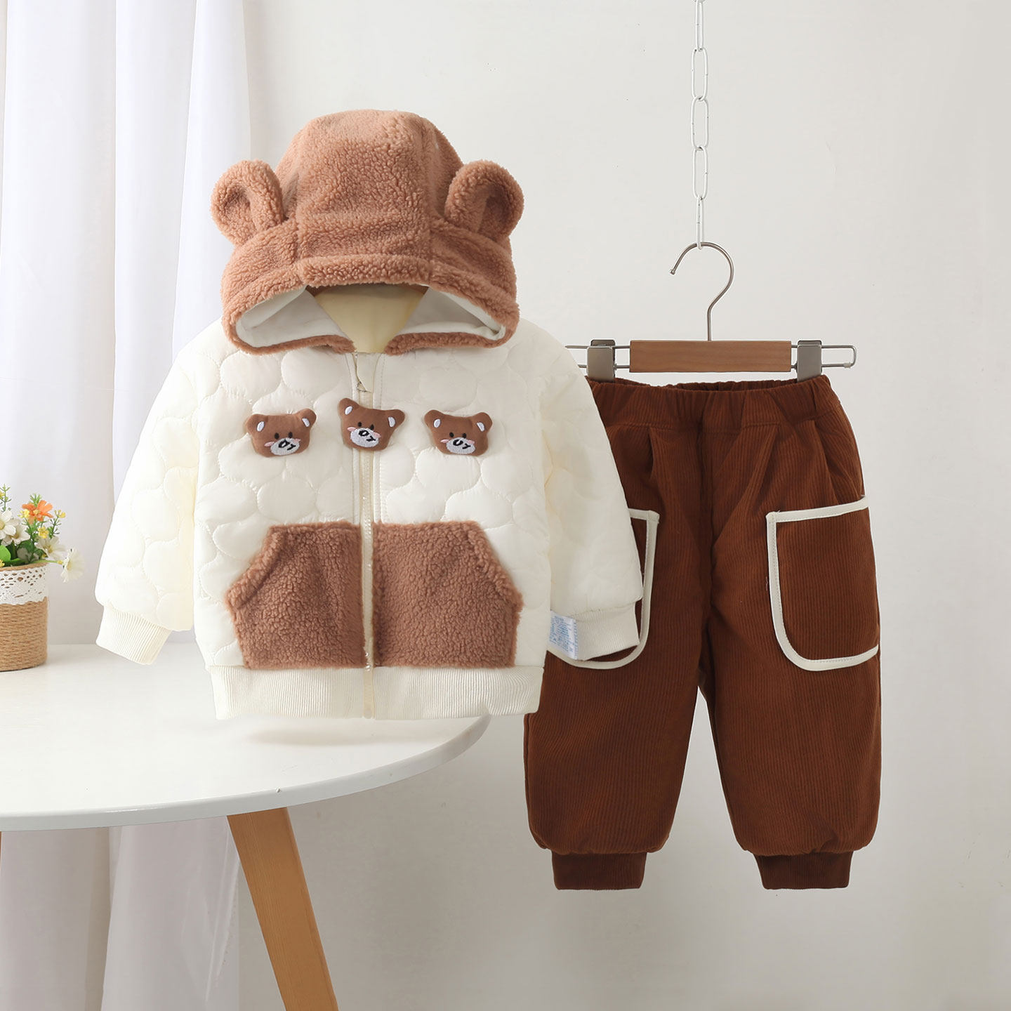 小月龄宝宝冬装套装外穿连帽可爱男童秋冬分体夹棉卫衣薄棉两件套,童装/婴儿装/亲子装,套装,淘宝优惠券,粉丝福利购,淘宝优惠卷