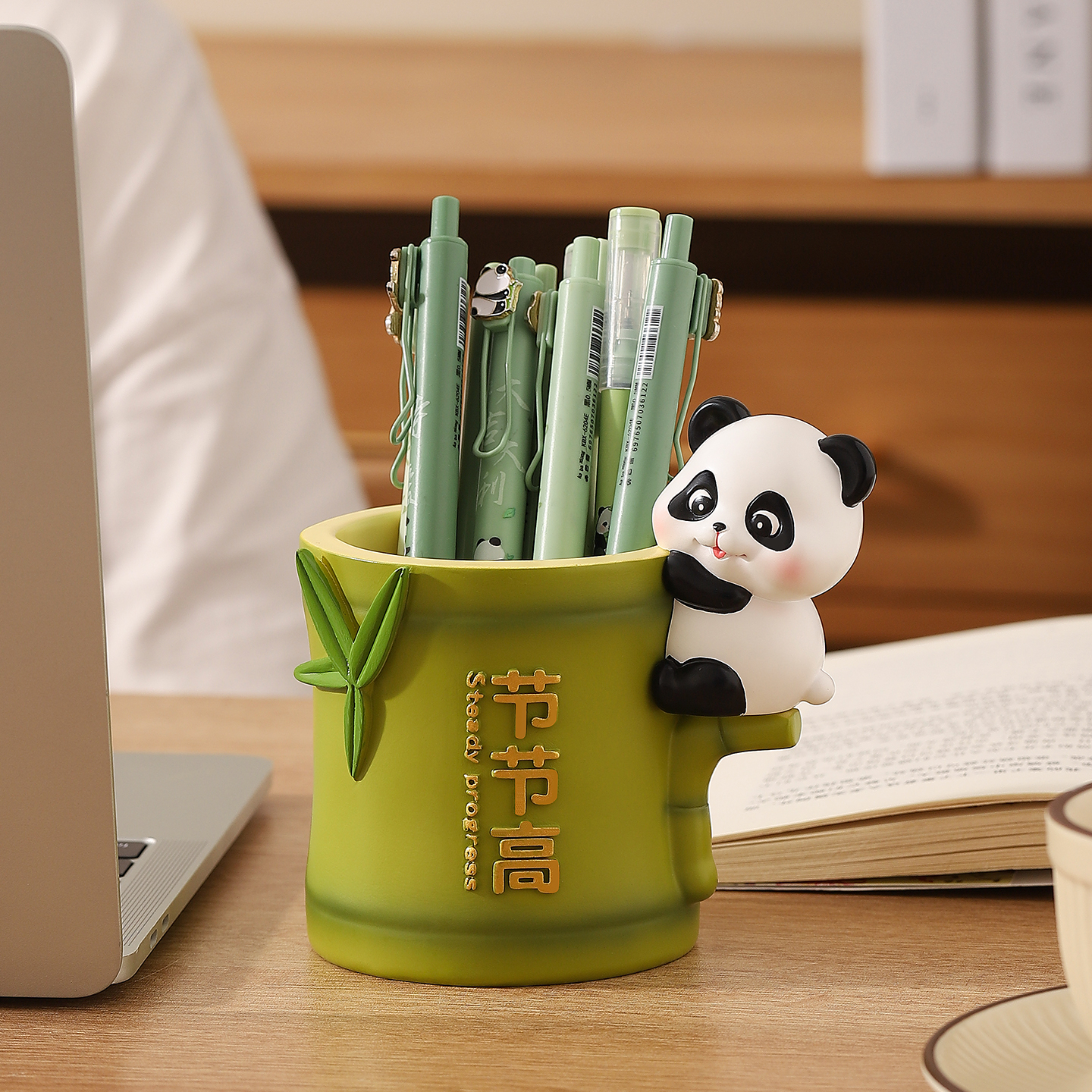 节节高升熊猫文创纪念品笔筒摆件