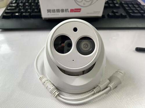 Dahua白色400万自带音频摄像机