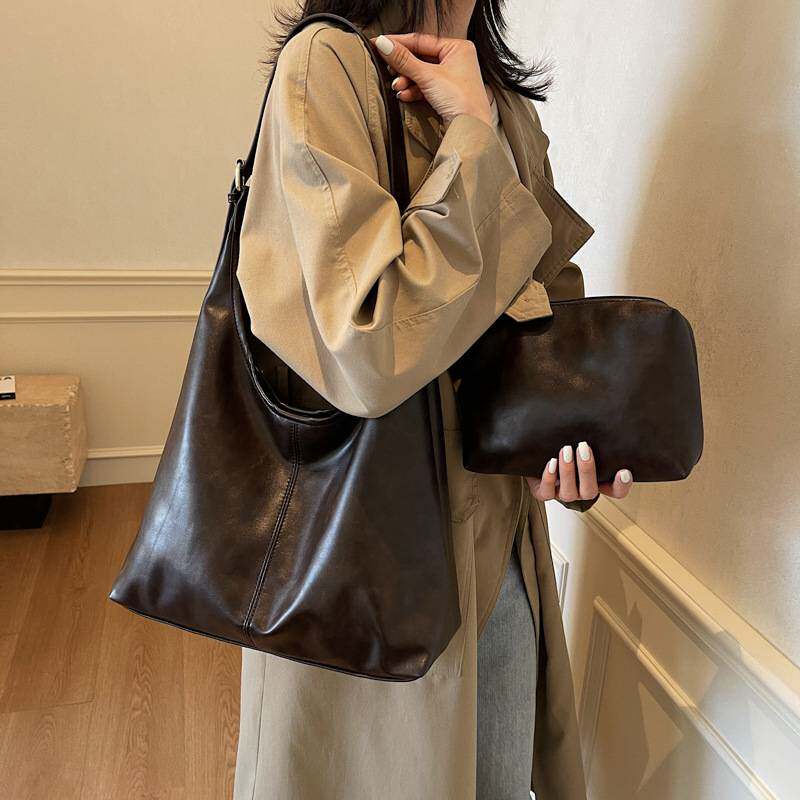 官方正品时尚复古大容量腋下包包女式新款冬季单肩包高级感通勤托