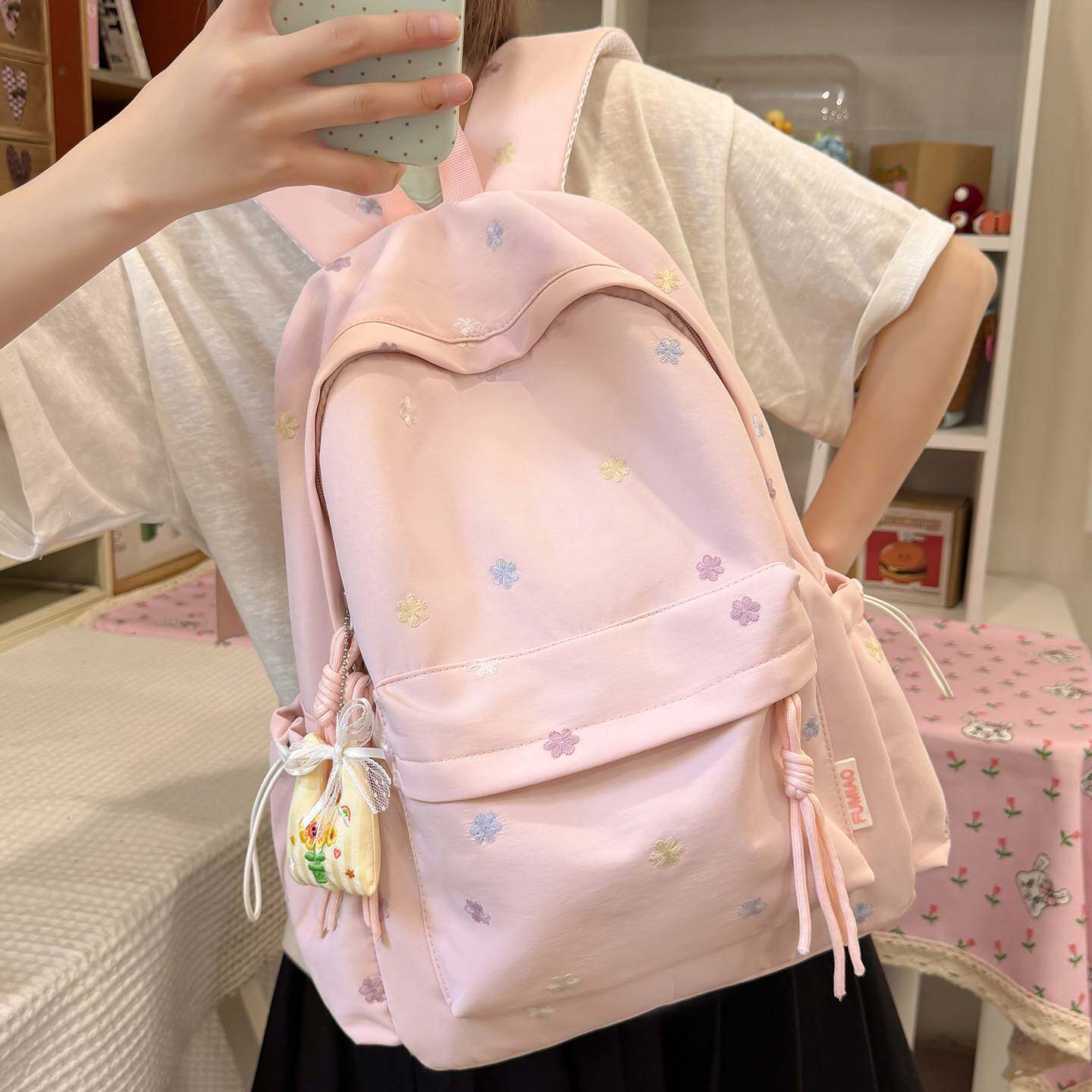 官方正品2026新款温柔文艺轻便大学生书包女森系休闲双肩包简约通
