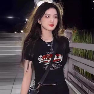 显瘦短款 美式 多巴胺穿搭修身 复古辣妹黑色正肩短袖 上衣 t恤女夏季
