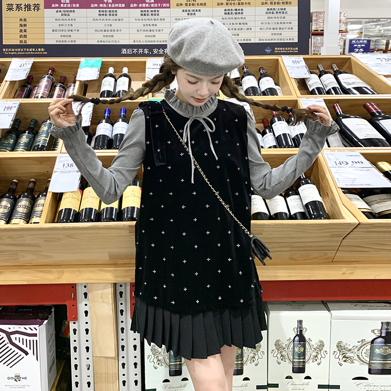 小个子穿搭甜美减龄黑色丝绒印花百褶背心裙连衣裙女春新款,女装连衣裙,浙宝131