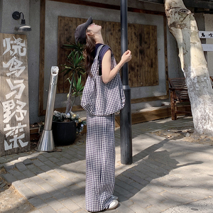 韩系慵懒气质套装女2025夏日穿搭一整套时尚T恤格子阔腿裤两件套图片