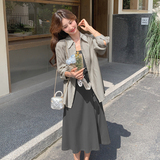 吊带裙外搭防晒衬衫外套2025新款夏季女高级气质温柔两件套连衣裙，女装西装，象礼