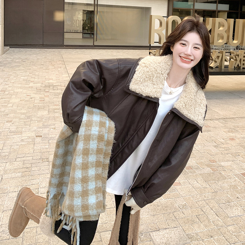 现货！2024新款羊羔毛PU拼接90羽绒服外套90绒-131-7115P275K398,女装羽绒服,浙宝131