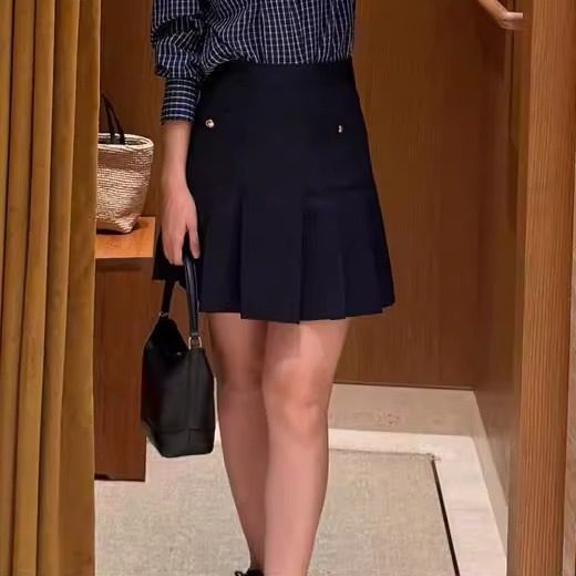 2025秋冬新款女装法式气质学院风深蓝色双袋百褶半身裙SFPJU01531
