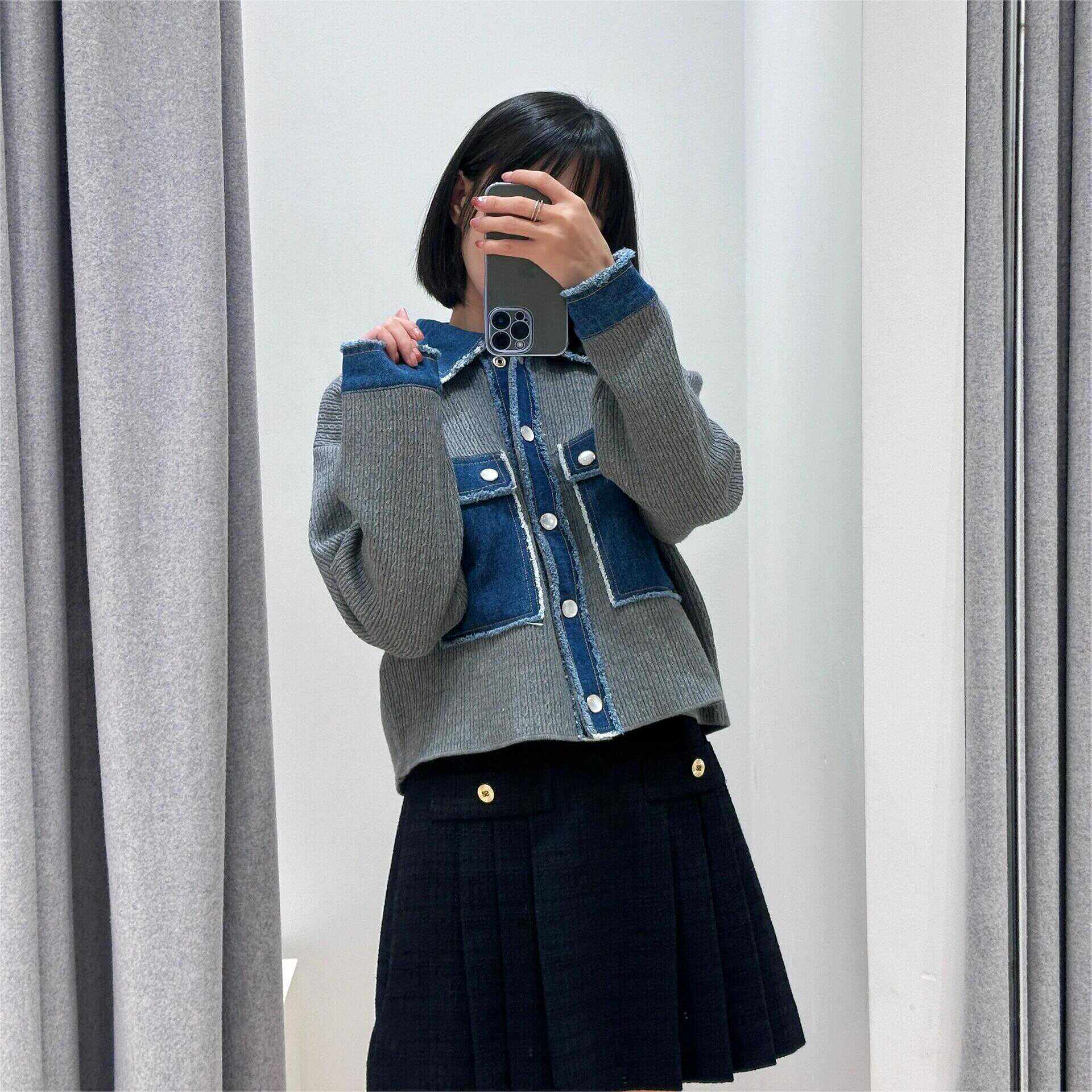 2024秋冬新款女装休闲牛仔拼接翻领灰色针织外套SFPCA01045