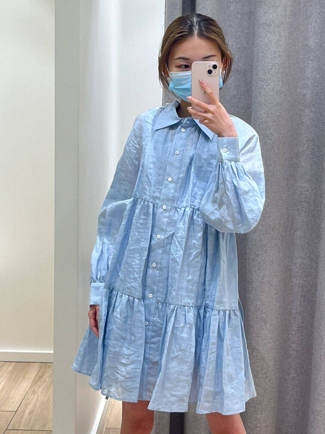 单排扣荷叶边长袖连衣裙
