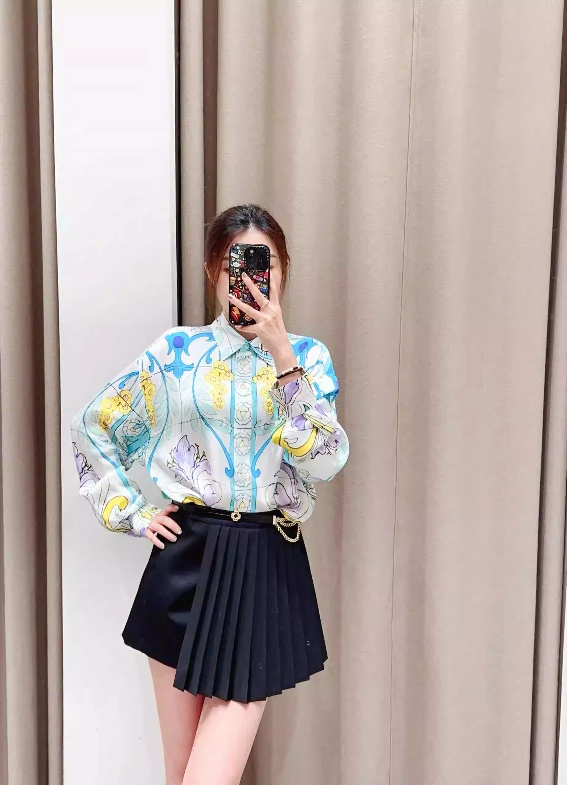 女装时尚印花宽松长袖衬衫