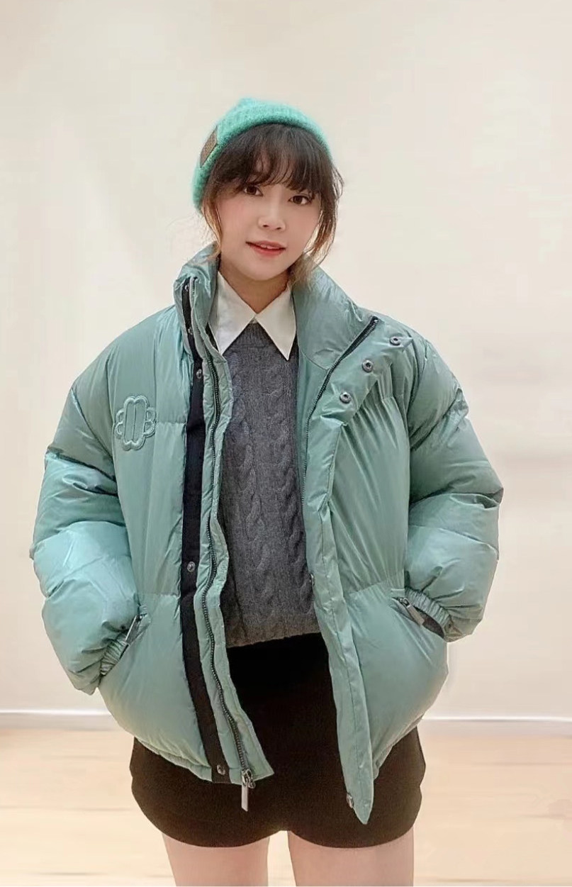 四叶草刺绣立领短款棉服外套