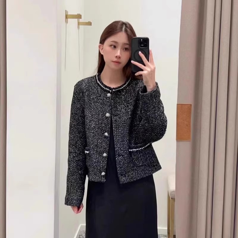 优雅气质黑色短款花呢外套
