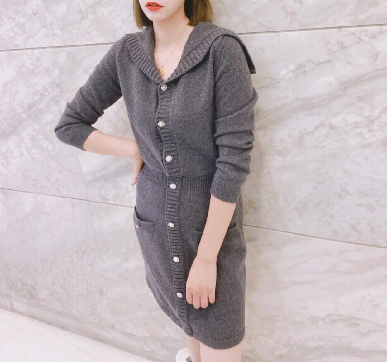 2021披肩V领单排扣简约修身针织连衣裙MFPRO01992