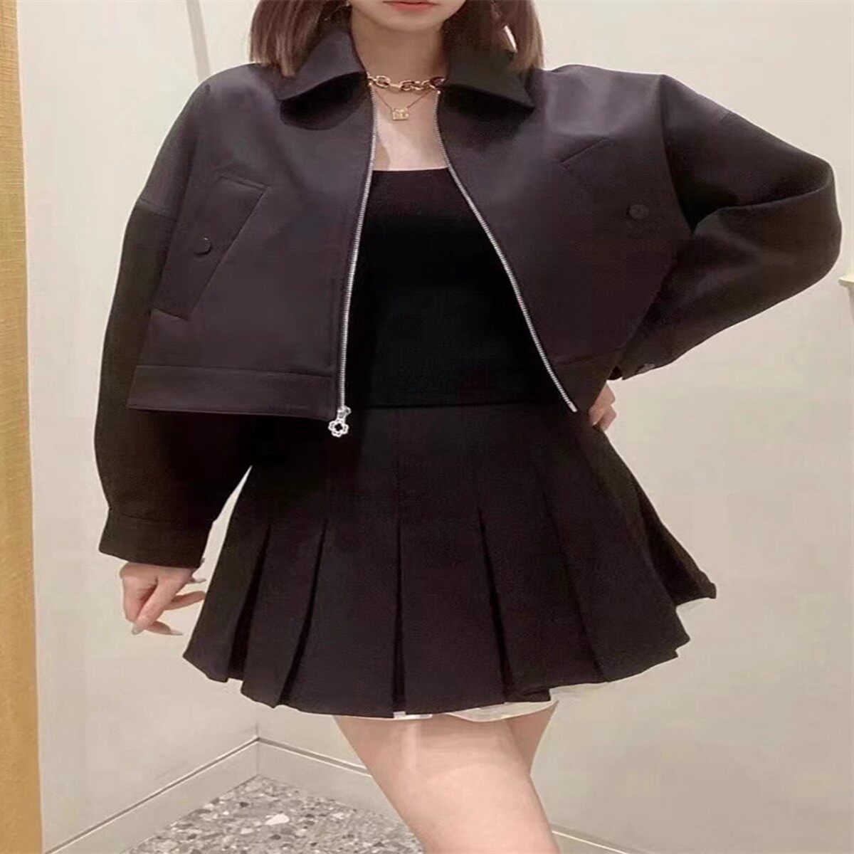 2024秋季新款女装休闲黑色拉链宽松短款外套夹克MFPBL00732