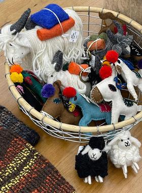 inLESS | 曲吉手作 随机发货不可挑选 纯手工制做羊毛毛毡挂件