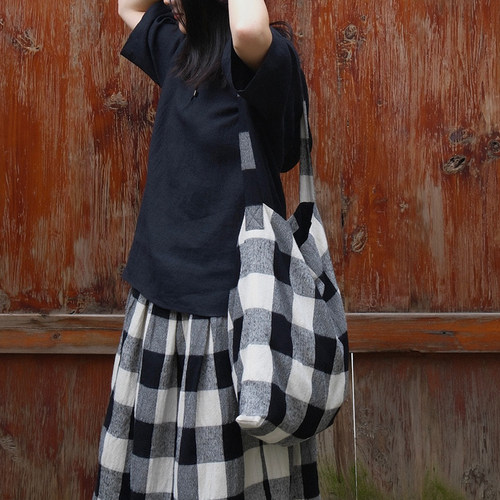 inLESS | 屿麻纪 isola e lino 格纹羊毛亚麻布袋