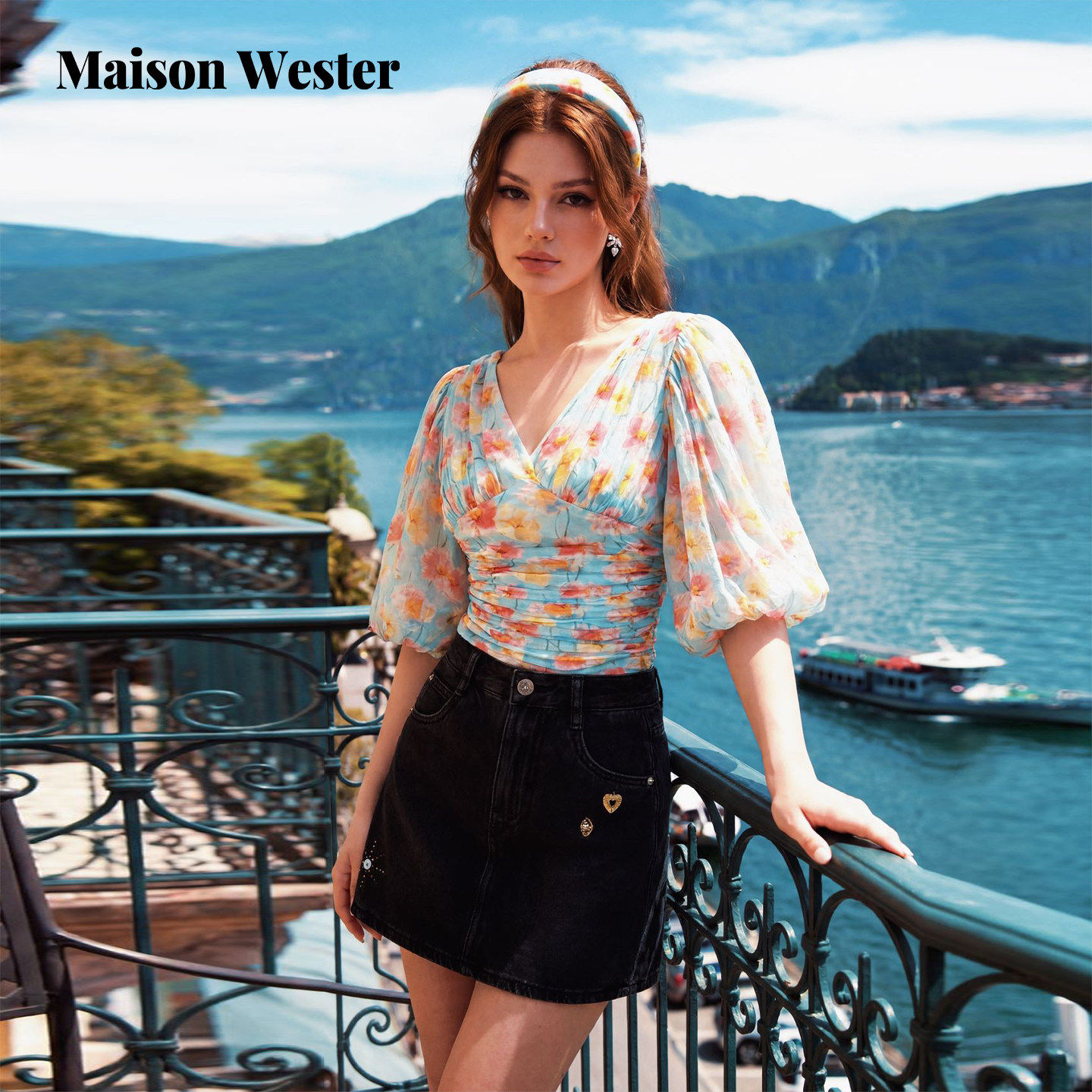 Maison Wester2026夏新品浅蓝碎花泡泡袖收腰上衣牛仔高腰短裙