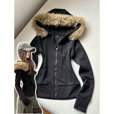 黑色短款修身毛领连帽卫衣外套女款秋冬季巨好看收腰上衣初冬穿搭