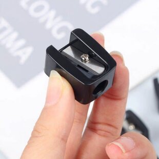 黑色木质眉笔卷笔刀专用削笔工具眼线唇线铅笔便携实用遮瑕助手