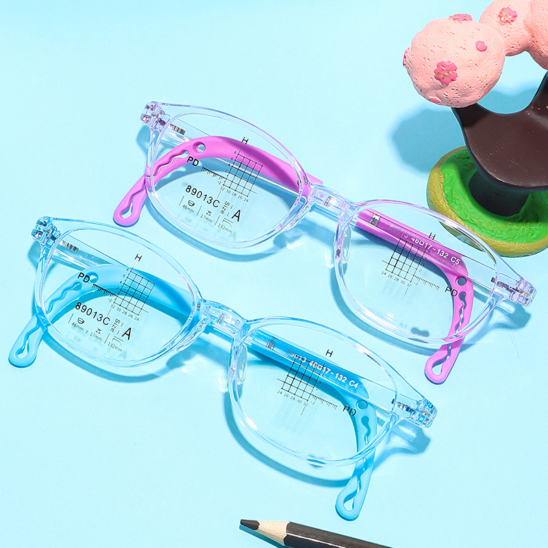 儿童眼镜框硅胶鼻托跑步防脱落配远近视度数TR90超轻镜架学生配镜