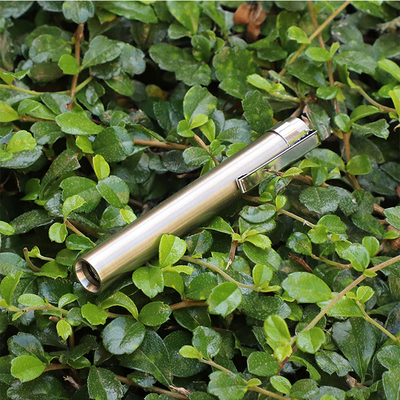 迷你led7号便携儿童强光手电筒