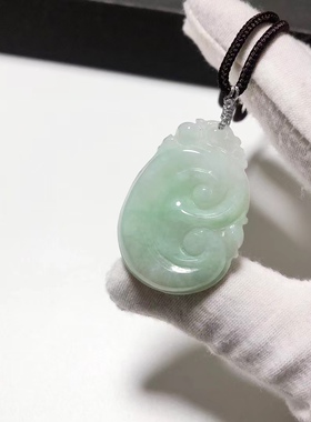 D240# 天然A货翡翠透体如意吊坠 38*27*5.3mm