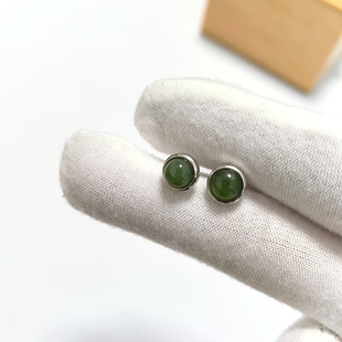 C38# 天然和田玉碧玉苹果绿镶嵌款耳钉7.5*4mm