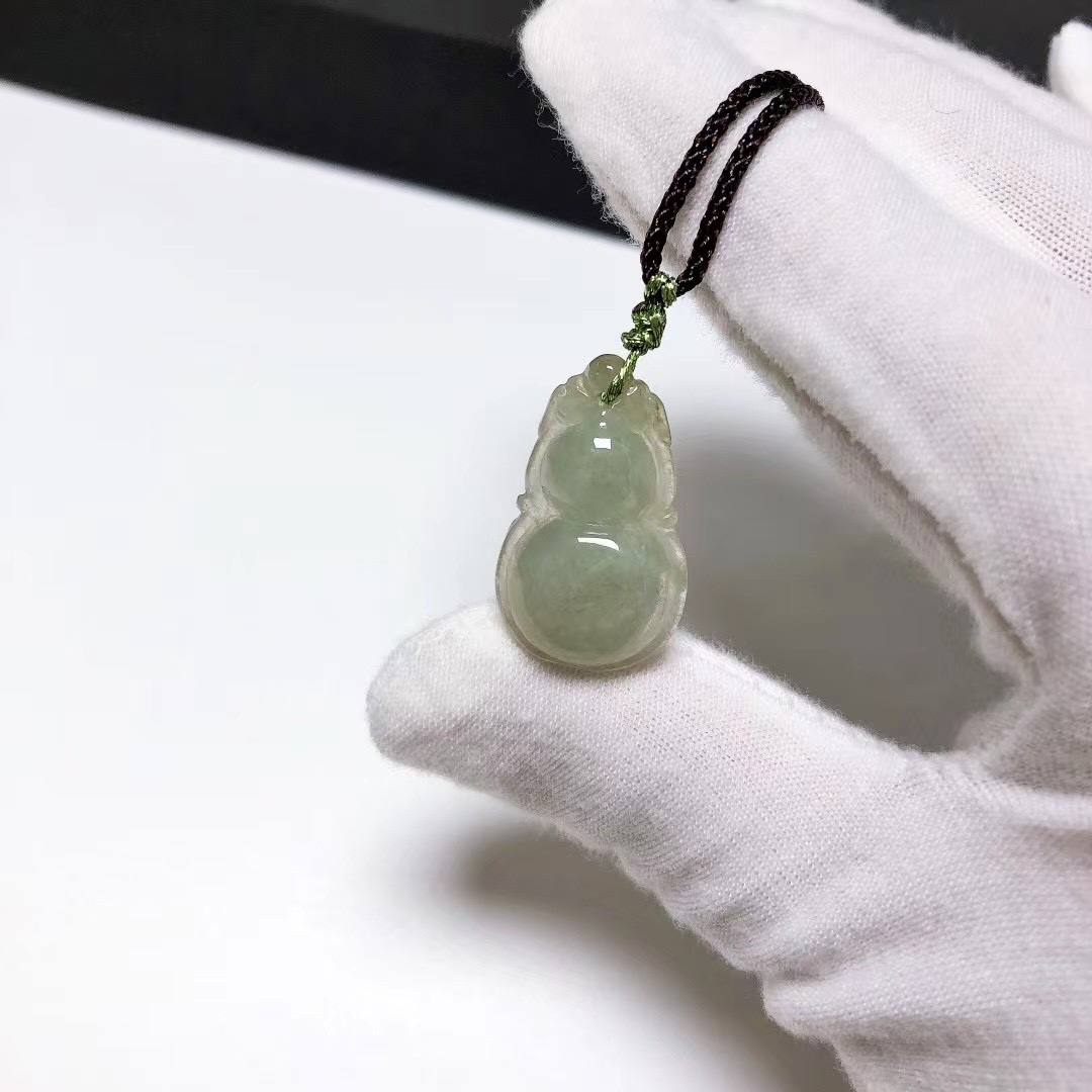 D289# 天然A货翡翠冰种葫芦福禄寿吊坠25*15.3*4.8mm 重量3.45克