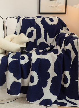 北欧毯子ins风办公室午睡毯沙发毯盖毯针织毛毯黑色床尾巾铺床用