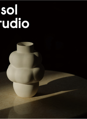 Msol目所 Louise Roe花器 丹麦 陶瓷设计 家居软装摆件装饰柜体